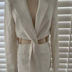 Amanda Uprichard White blazer